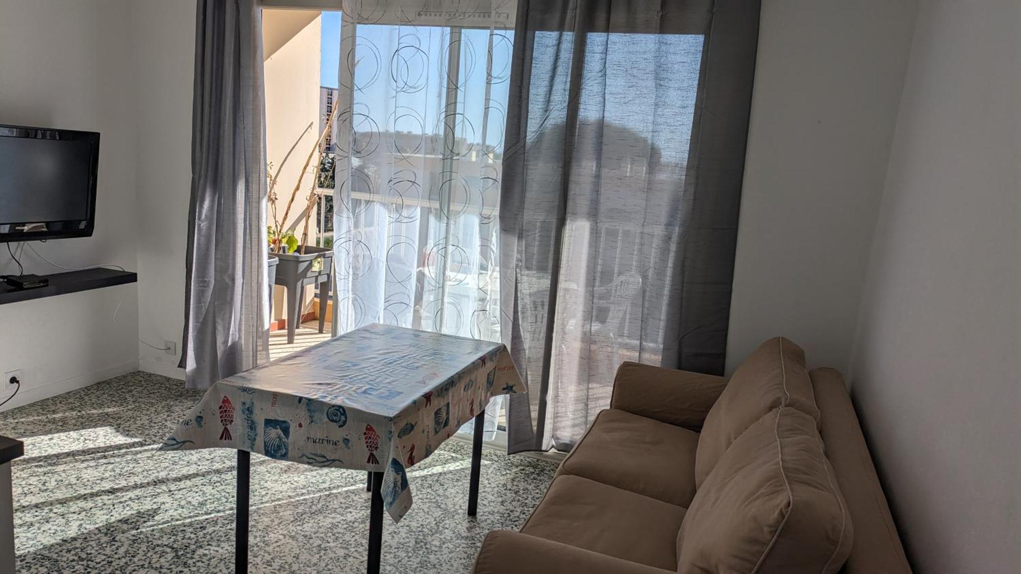 Studio Avec Coin Nuit, 100 M De La Mer Le Lavandou Kültér fotó